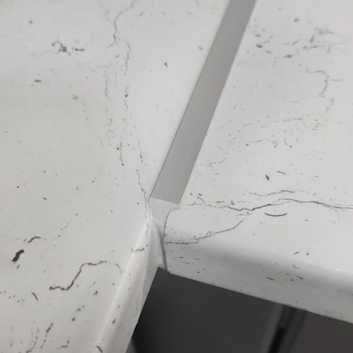 Планка угловая к столешнице 38 R8 алюминий AKS_3