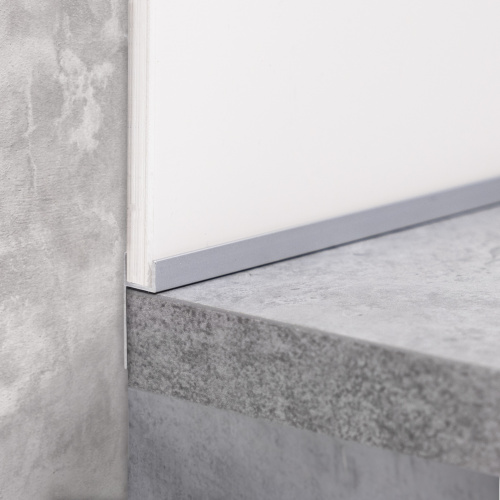 Планка-плинтус 6 серебро матовое (L=3.0) AKS_4