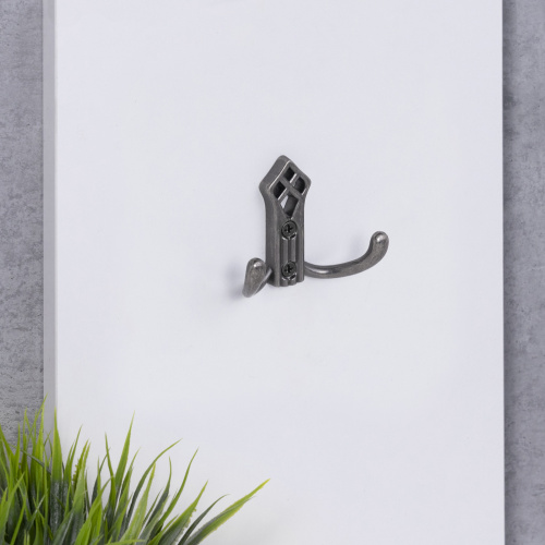 Крючок меб. двухрожковый мет. PALAZZO античное серебро AKS_5