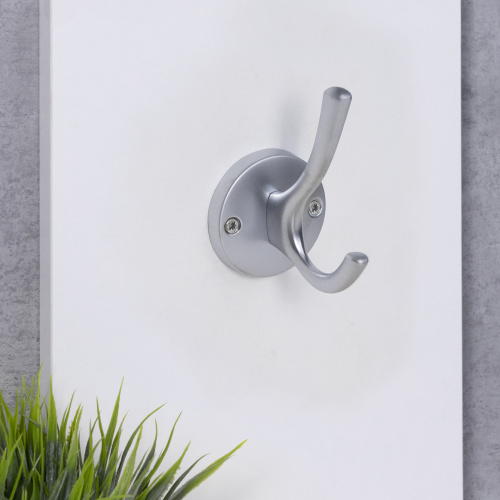 Крючок меб. двухрожковый мет. HORN хром матовый AKS_6