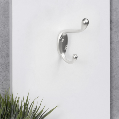 Крючок меб. двухрожковый мет. VIOL хром AKS_5