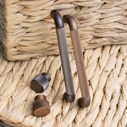 Ручка меб. кнопка мет. FLUID черный матовый, AKS_6