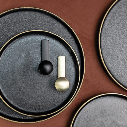 Крючок меб. однорожковый мет. KING белый матовый AKS_7