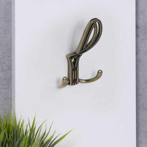 Крючок меб. трехрожковый мет. PALAZZO античная латунь AKS_5