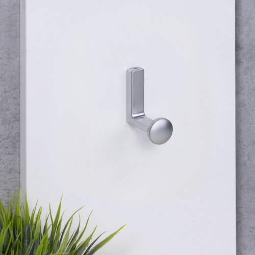 Крючок меб. однорожковый мет. KING хром матовый AKS_8