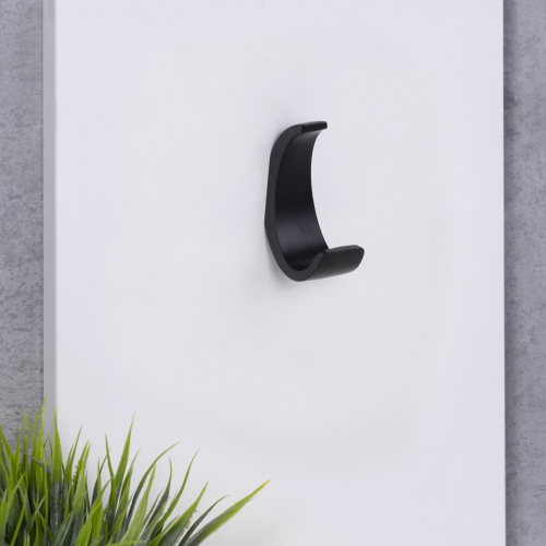 Крючок меб. однорожковый мет. MYHITO черный матовый AKS_8