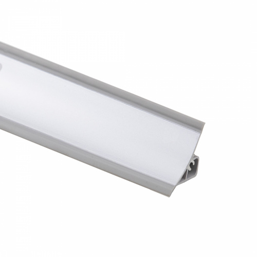 Плинтус ПВХ к столешнику LР алюминий (114) EL-MECH-PLAST (1шт=3м.п.)_1