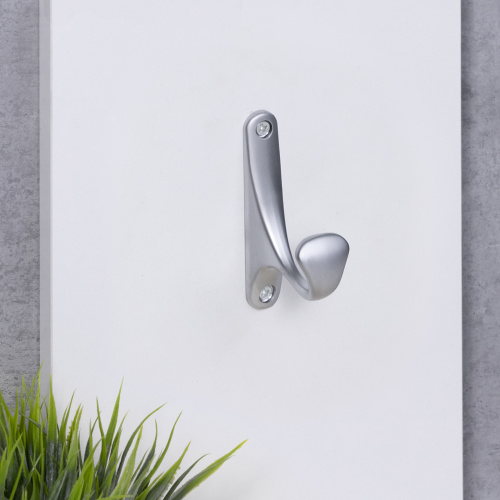 Крючок меб. однорожковый мет. DELTA хром матовый AKS_6