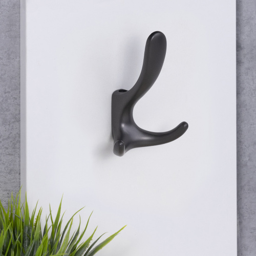 Крючок меб. трехрожковый мет. ROMA графит AKS_8