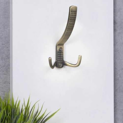Крючок меб. трехрожковый мет. WP11 старое золото GRIDLI_4
