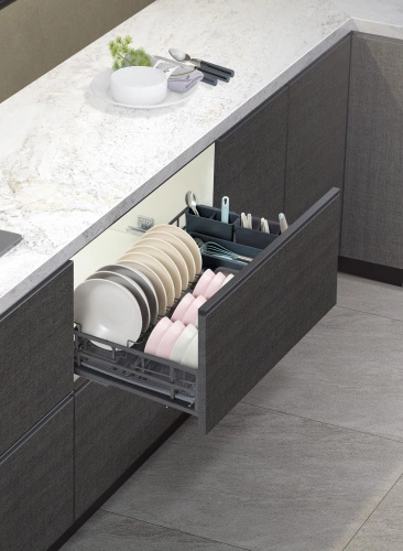 Выдвижная корзина-сушка 600 DARK LINE, черный AKS_4